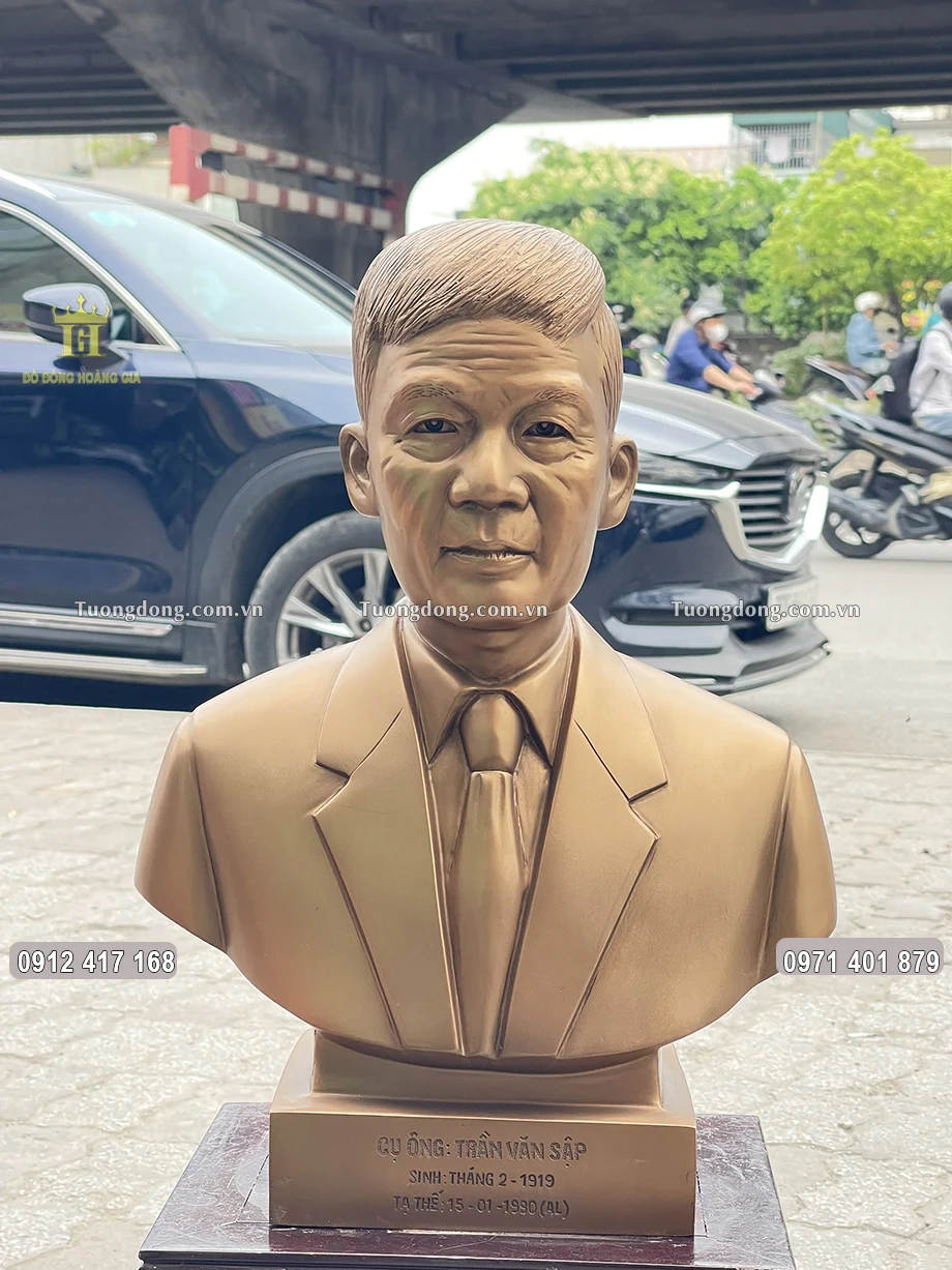 Vật phẩm thể hiện tấm lòng thành kính của các con các cháu